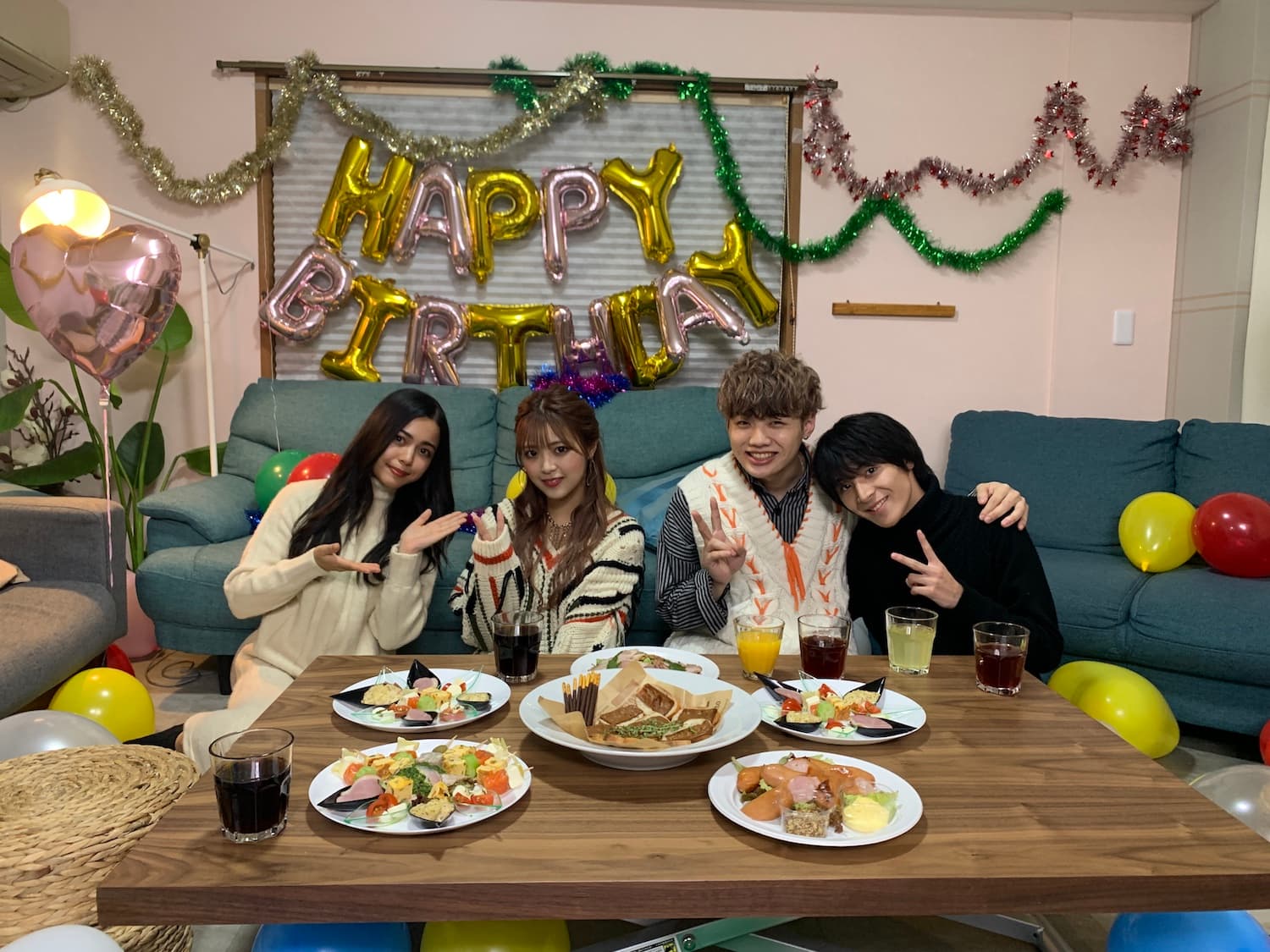 【サラ・コールディ、高橋龍之介】まるりとりゅうが「サニー」MV出演!