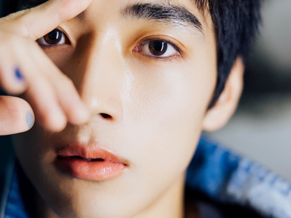 「羽谷勝太カレンダー 2025.04-2026.03」発売決定!